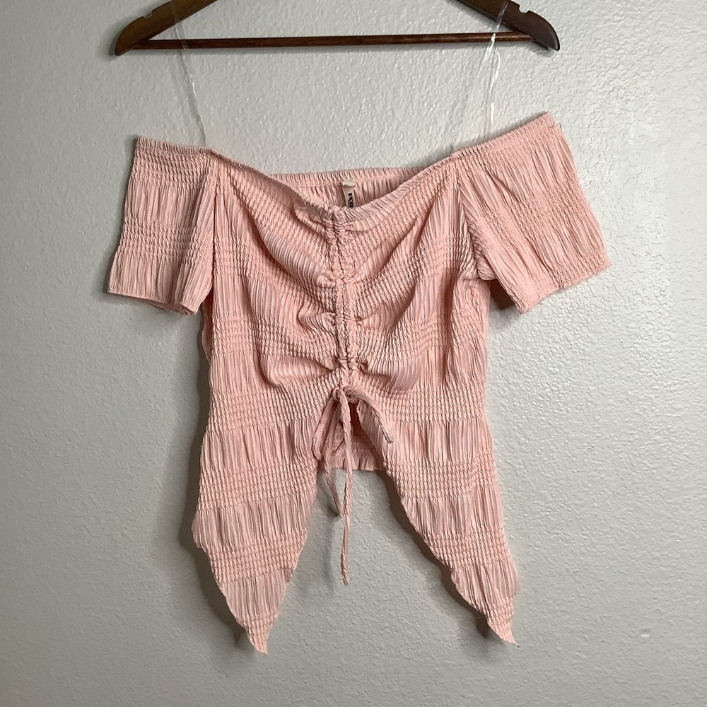 FERAL APPAREL Pink Off-Shoulder Ruched Top